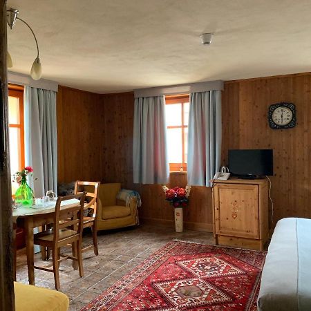 Hotel Lyshaus Грессоне-Сен-Жан Экстерьер фото