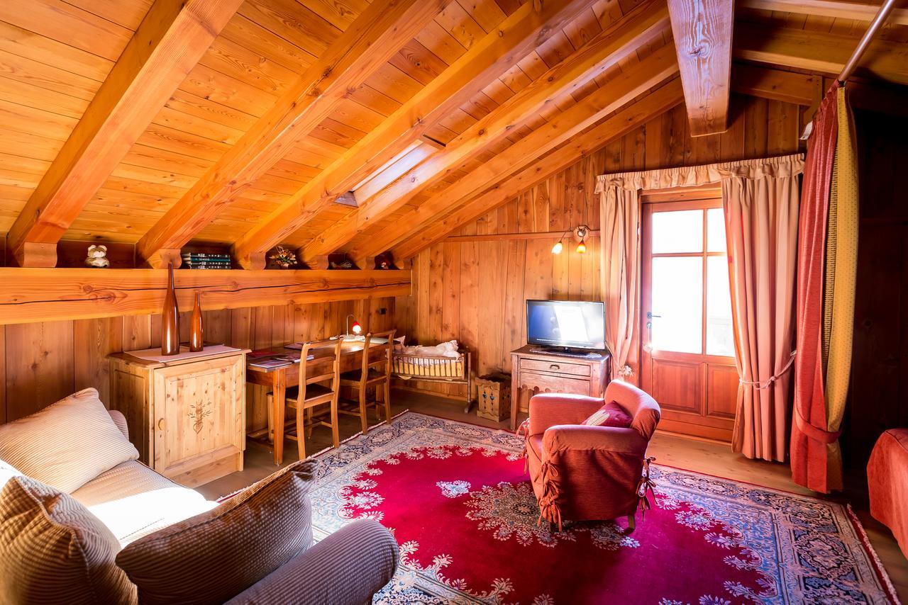 Hotel Lyshaus Грессоне-Сен-Жан Экстерьер фото