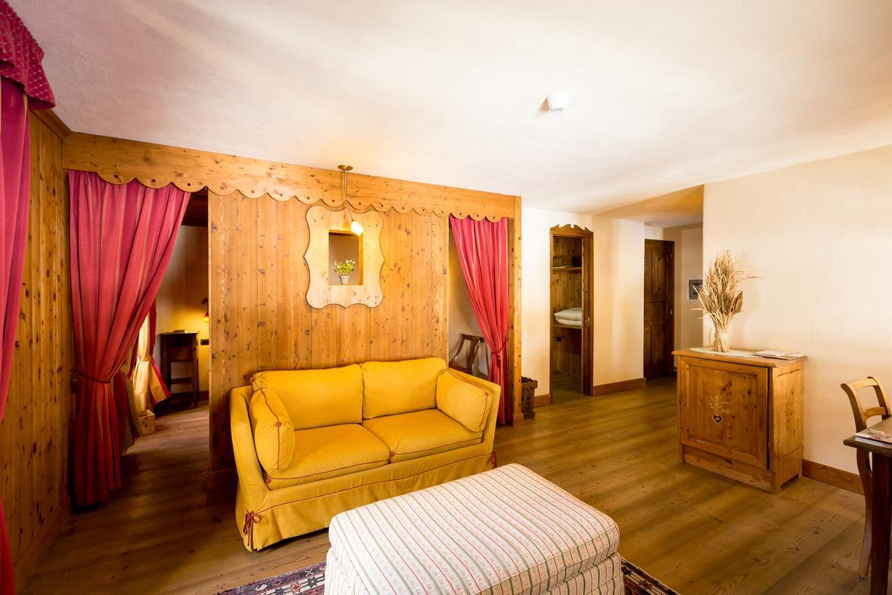 Hotel Lyshaus Грессоне-Сен-Жан Экстерьер фото