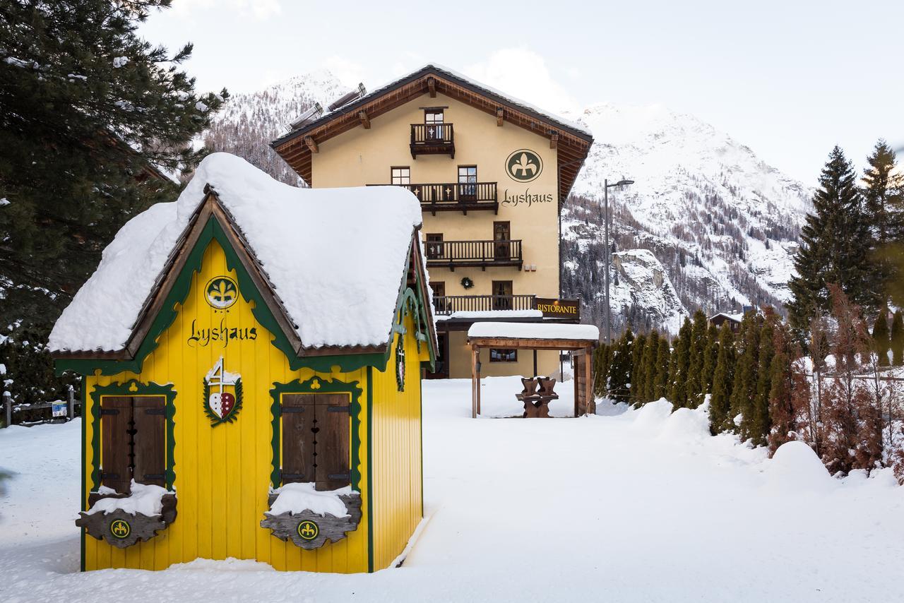 Hotel Lyshaus Грессоне-Сен-Жан Экстерьер фото