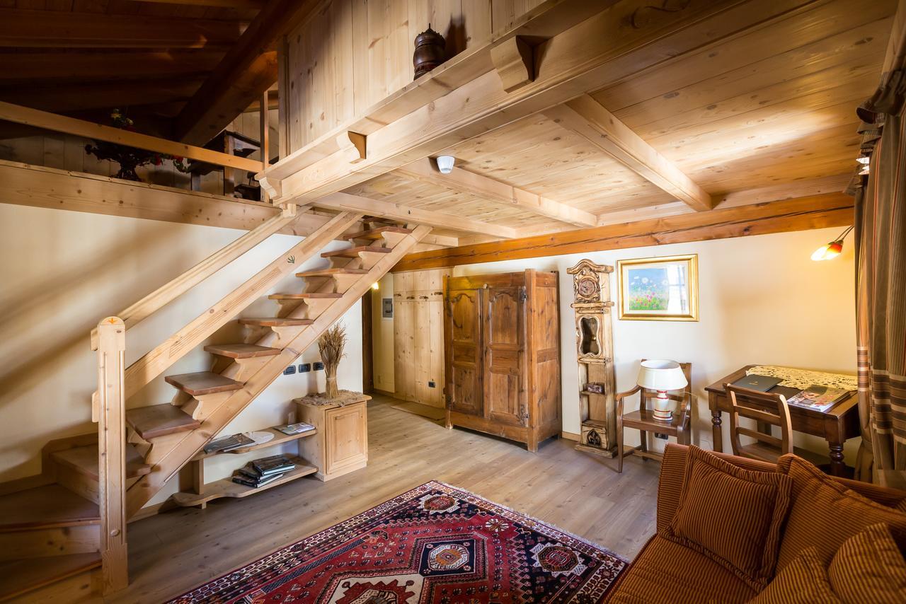 Hotel Lyshaus Грессоне-Сен-Жан Экстерьер фото
