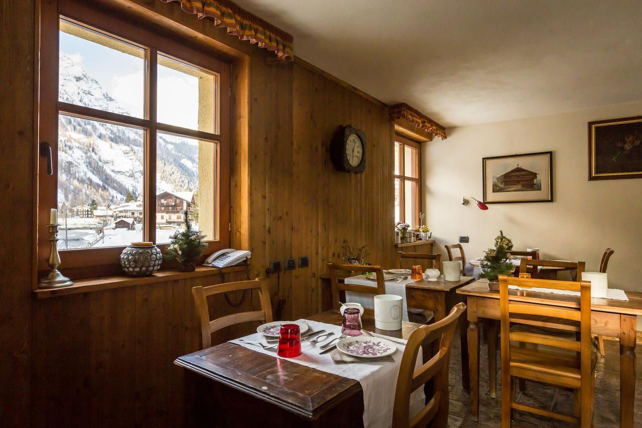 Hotel Lyshaus Грессоне-Сен-Жан Экстерьер фото