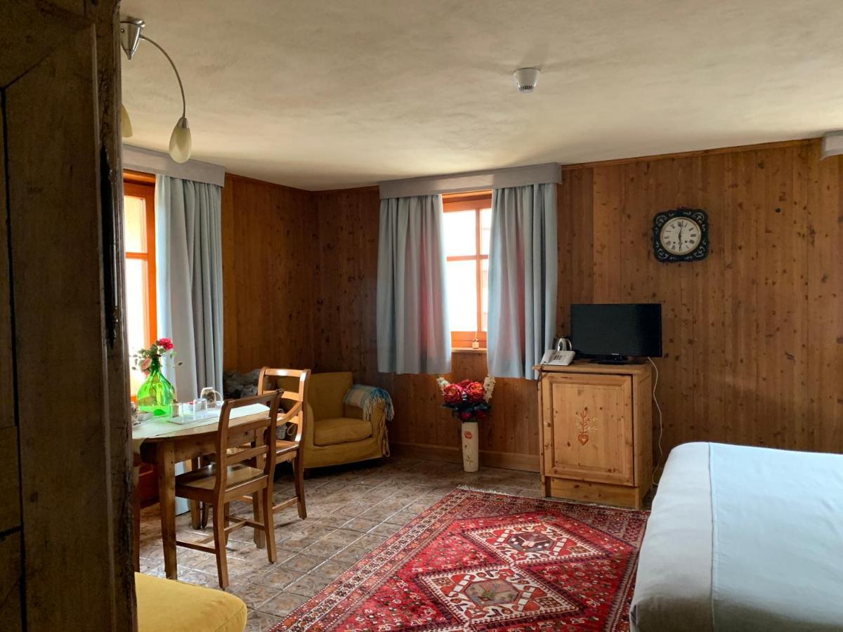 Hotel Lyshaus Грессоне-Сен-Жан Экстерьер фото